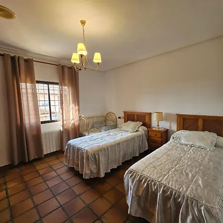 Casa Rural El Hollejo-3